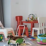 Ξενοδοχείο με διαμερίσματα Upon Prime Residences