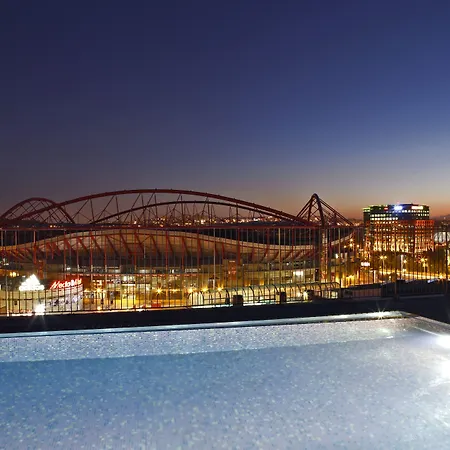 里斯本上城区普莱姆公寓 4*